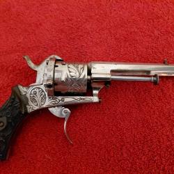 Tr&egrave;s beau revolver LIEGEOIS type LEFAUCHEUX 7mm &agrave; broche
