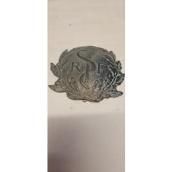 Insigne, Attribut, service de sant&eacute; mod&egrave;le 15 ,Rondache  De Casque Adrian ( 1 )