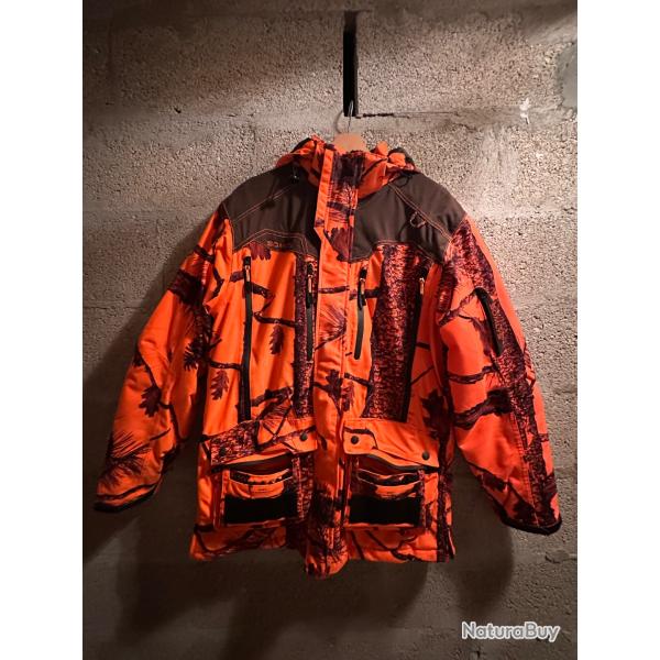 Veste Somlys