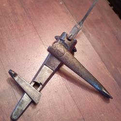 Bascule pour fusil de chasse juxtapos&eacute; &agrave; broches cal 16 de type Lefaucheux ,St Etienne