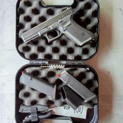 Glock 17 gen 5 excellent &eacute;tat et tr&egrave;s peu servi cal. 9x19 para 9mm