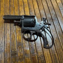 REVOLVER BULLDOG TYPE BRITISH 6 coups calibre 320 ELG pi&egrave;ces restauration