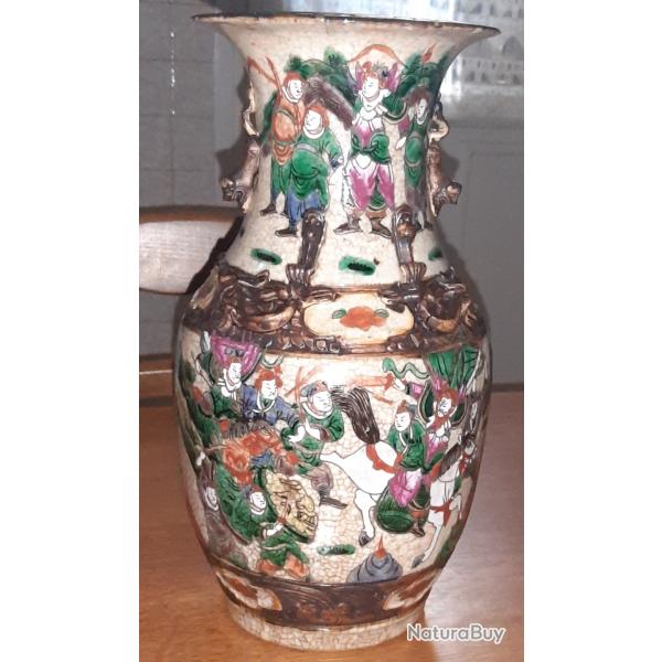 Vase en porcelaine de Nankin fin XIXe si�cles authentique