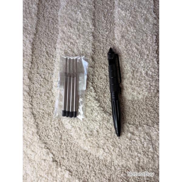 Stylo tactique multifonction en m�tal - robuste et compact - cartouches fournies - EDC