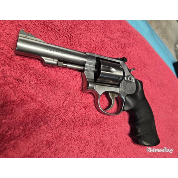R�volver Smith & Wesson mod�le 67 inox calibre 38 SP