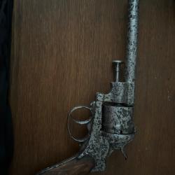 Ancien revolver