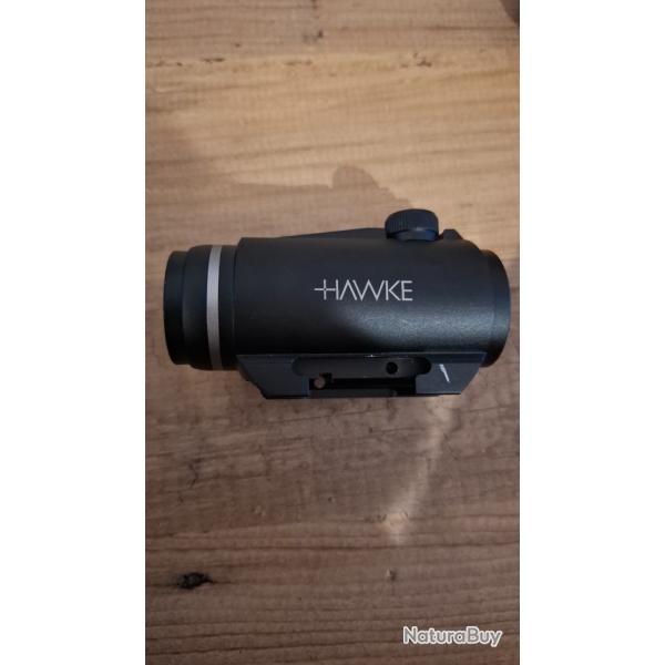 Point rouge HAWKE vantage