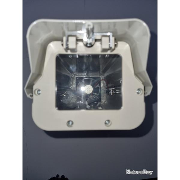 LOT DE 20 CAISSONS PROFESSIONNELS POUR CAM�RAS CCTV - NEUFS EN BO�TE