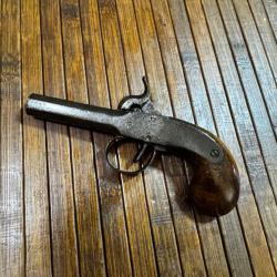 BON PISTOLET &Agrave; COFFRE DE D&Eacute;FENSE XlX &Eacute;ME