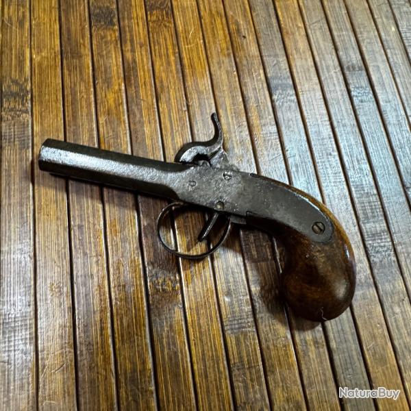 BON PISTOLET � COFFRE DE D�FENSE XlX �ME