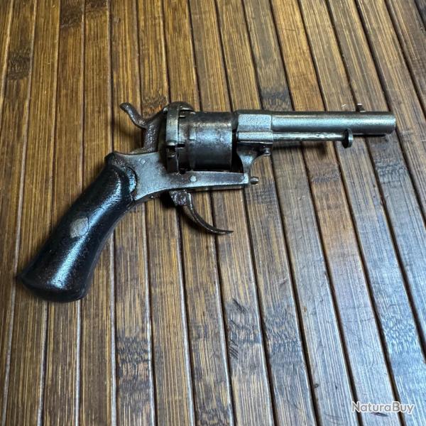 REVOLVER � BROCHE 7 mm 6 coups