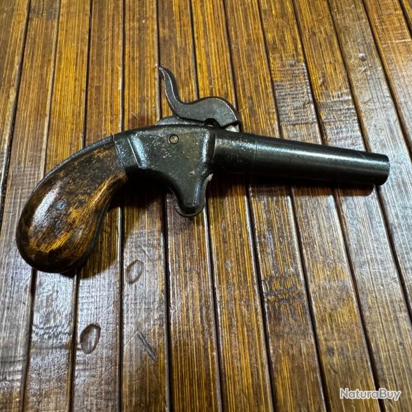 PETIT PISTOLET DERRINGER DE D�FENSE