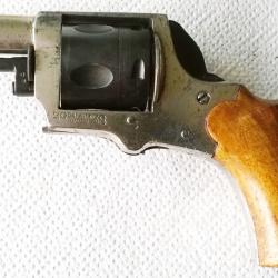 Joli Revolver Type Velodog Calibre 38