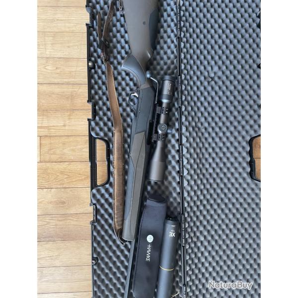 Carabine � culasse lin�aire browning maral synth�tique vert/marron calibre 30-06