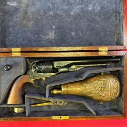 Revolver Uberti "Colt 1860 Army" cal.44 en coffret (L201)