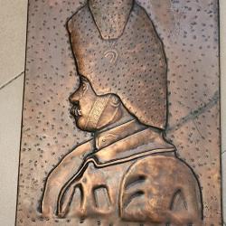 Grenadier de Napol&eacute;on plaque en cuivre bomb&eacute;e par Riou 31 x 45.5 cm moule?