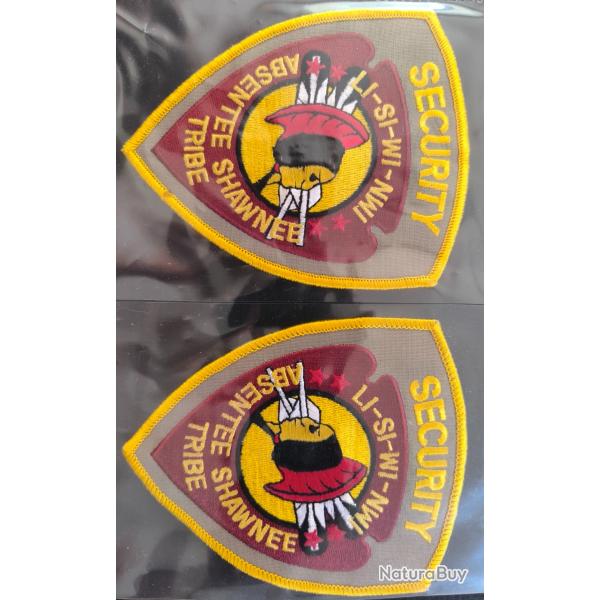 LOT �CUSSONS US POLICE AM�RINDIENNE N'12