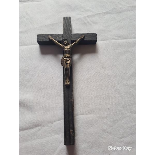 Crusifix en bois pour cercueil  1870 ou 1914/18