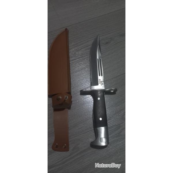 Vend couteau de chasse