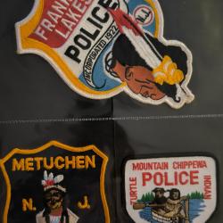 LOT &Eacute;CUSSONS US POLICE AM&Eacute;RINDIENNE N'31