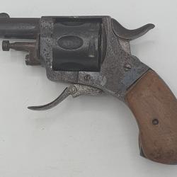Pistolet : calibre 320 &agrave; restaurer ou &agrave; cannibaliser.