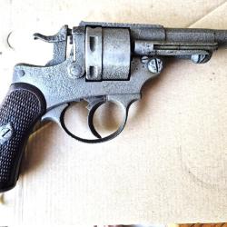 Revolver 1873 &agrave; polir, lire le descriptif svp. r&eacute;f : S .... n&deg; G 6606.