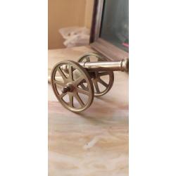 Canon en laiton de collection
