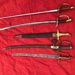 Lot d'armes blanches
