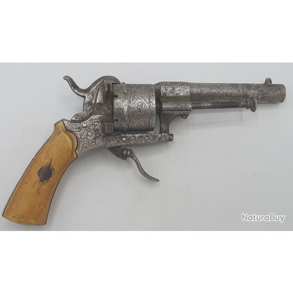 Pistolet : calibre 7 mm � broche � restaurer ou � cannibaliser.
