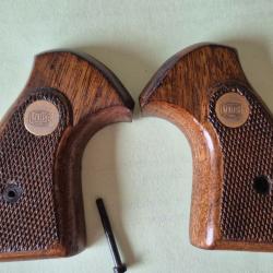 Plaquette bois MAUSER + vis