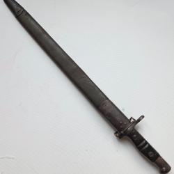 Titre : Ba&iuml;onnette US M1917 Remington - 1913 / 10-17 - Premi&egrave;re Guerre mondiale - avec fourreau