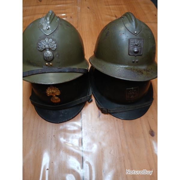 Lots de 4 Casques mod�le 26