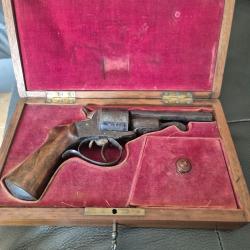 Rarissime Revolver JAVELLE &agrave; PERCUSSION CENTRALE 9mm - Grav&eacute; - Coffret d'&eacute;poque - Cat&eacute;gorie D