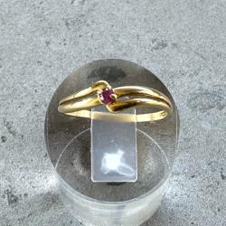 Bague solitaire or jaune 18 carats et rubis - taille 53