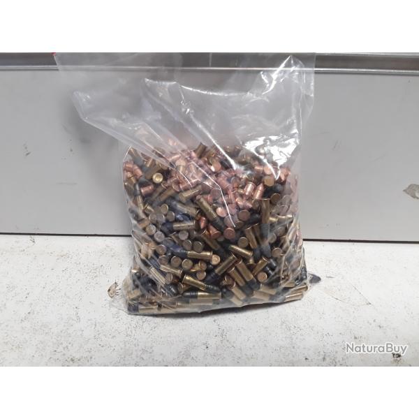 Lot de 2,3kg de balles diverses cal.22lr
