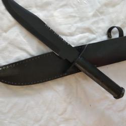 Couteau de survie &agrave; manche creux noir