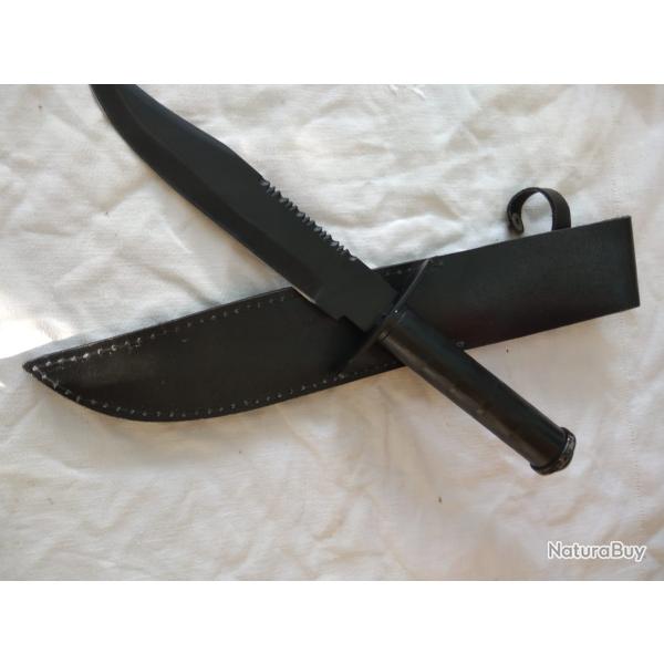 Couteau de survie � manche creux noir