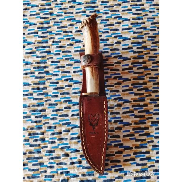 Couteau de chasse