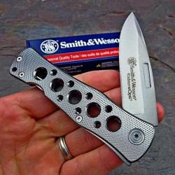 Couteau Smith&Wesson ExtremeOps Lockback Acier 440C Manche Aluminium Linerlock Clip 6AEU