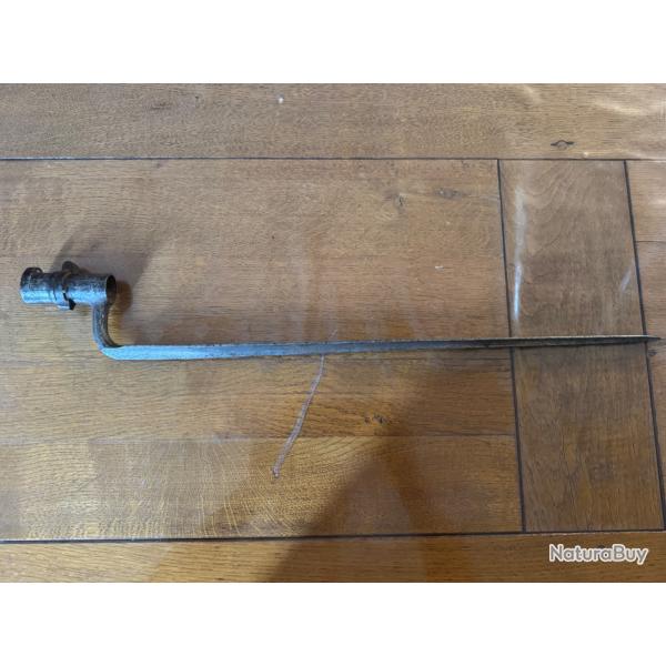 baionnette � douille pour fusil mle 1822 t bis