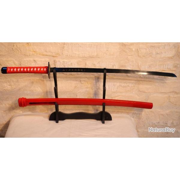 KATANA Sabre japonais rouge avec caract�res sur lame visibles au travers du fourreau EBR24JAP015