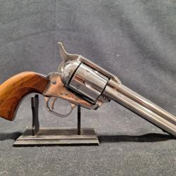Revolver Uberti 1873, Cal. 44-40 - 1� sans prix de r&eacute;serve !!