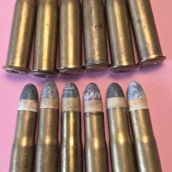 Un lot de 12 cartouches de Gras mod 1879 TBE poudre noire divers marquages .Franco de port .
