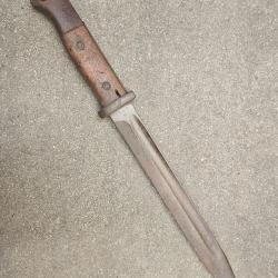 Baionnette Sg84 98 ww2 en l'&eacute;tat grenier pour pi&egrave;ces code cof42