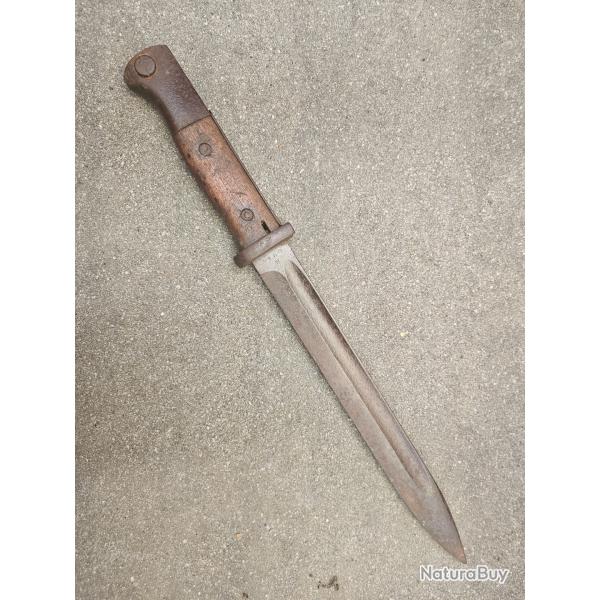 Baionnette Sg84 98 ww2 en l'�tat grenier pour pi�ces code cof42
