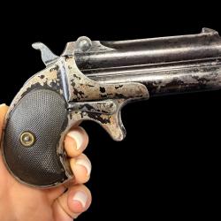 TR&Egrave;S BEAU DERRINGER UMC cal. 41RF num&eacute;ro 182