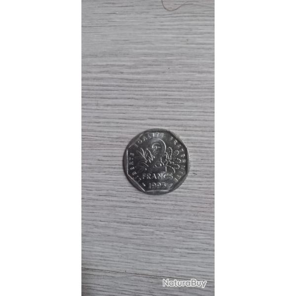 Vend piece 2 franc  1993 jean moulin