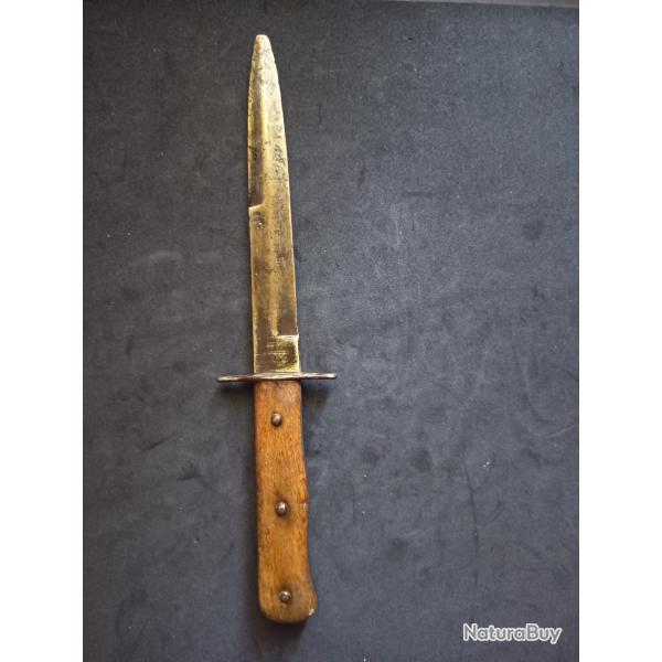 Cuchillo de trinchera aleman