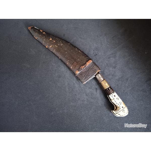 Cuchillo indio antiguo