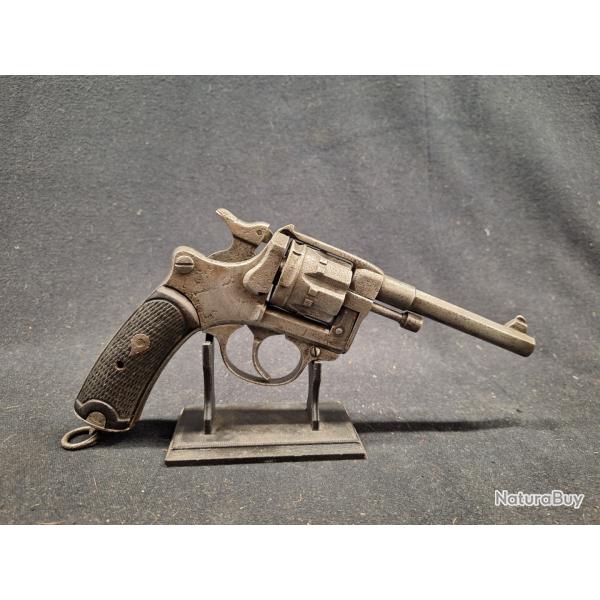 Revolver 1892 civil, Cal. 8mm/92 - 1� sans prix de r�serve !!